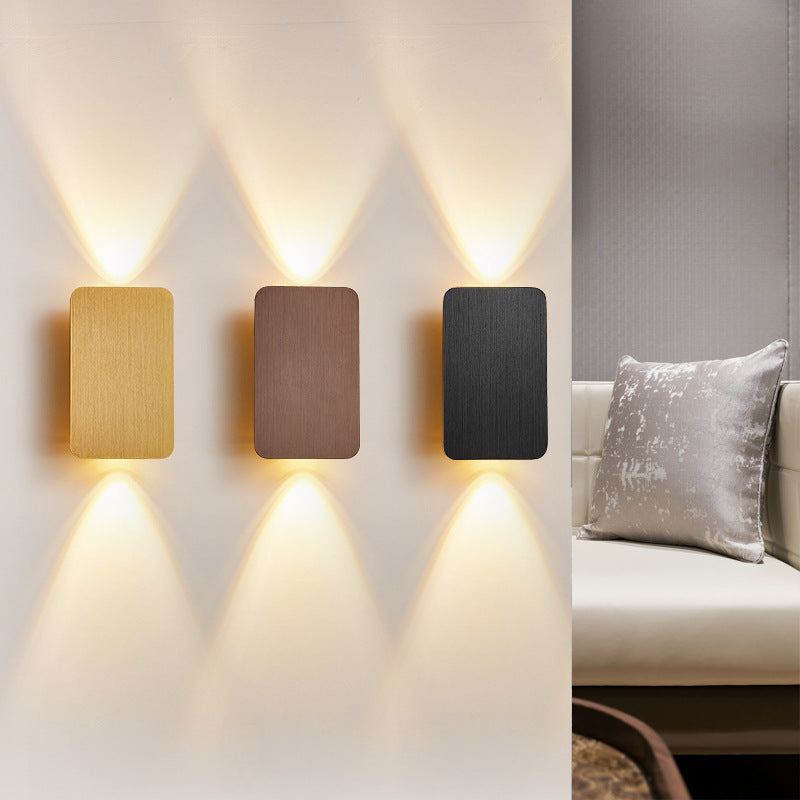Orvessa Wandlamp – Rechthoekig Metaaldesign met Warm LED-Licht