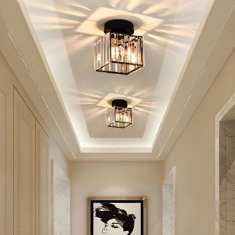 Aurelia Plafondlamp – Vierkant Messing Design met Kristalglas