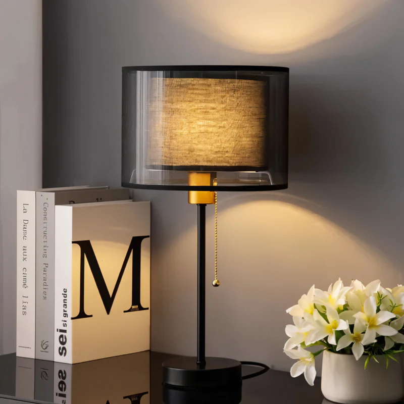 Vintage Tafellamp met Dubbele Stoffen Kap voor Warm Sfeervol Licht LED