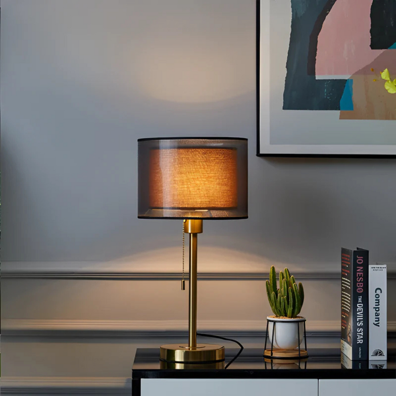 Vintage Tafellamp met Dubbele Stoffen Kap voor Warm Sfeervol Licht LED