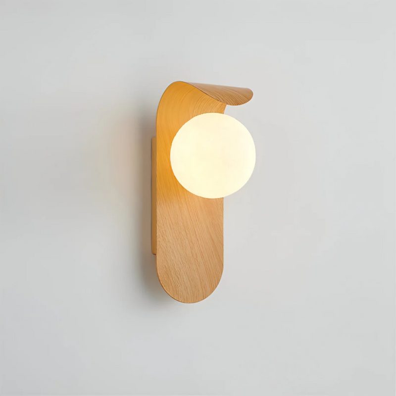Averon Wandlamp – Scandinavisch Houtdesign met Warme LED