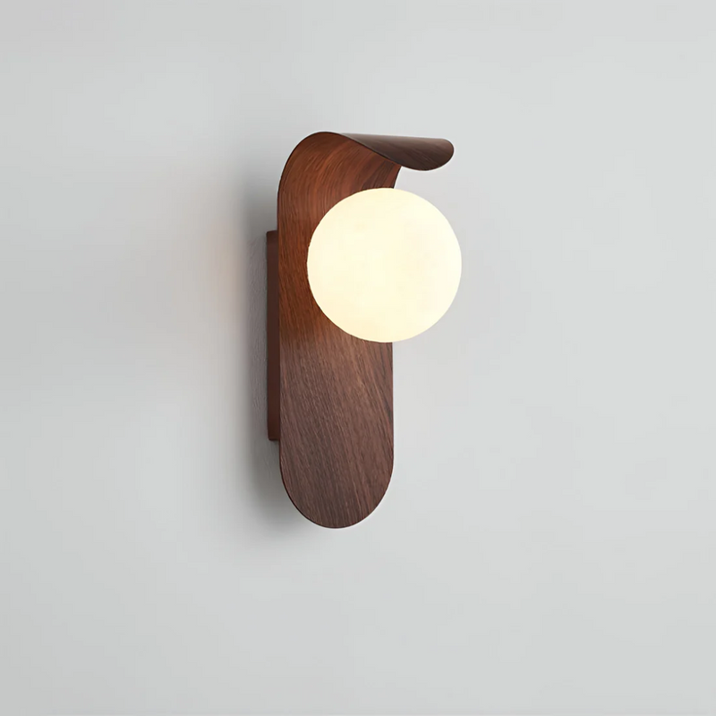 Averon Wandlamp – Scandinavisch Houtdesign met Warme LED