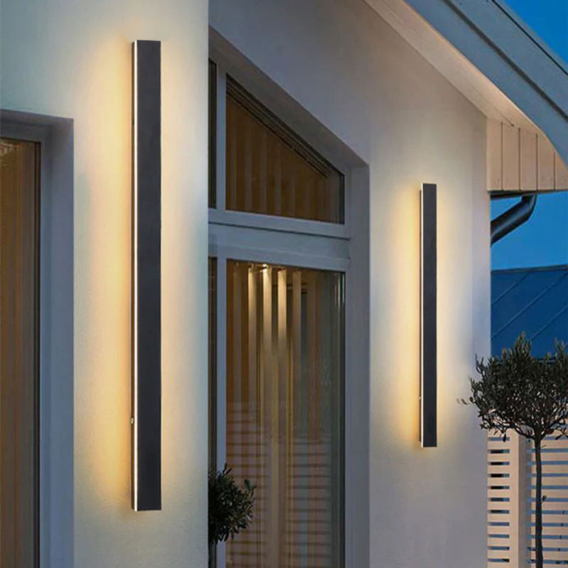 Zelviora Buitenwandlamp – Lineair LED-design met IP65-bescherming