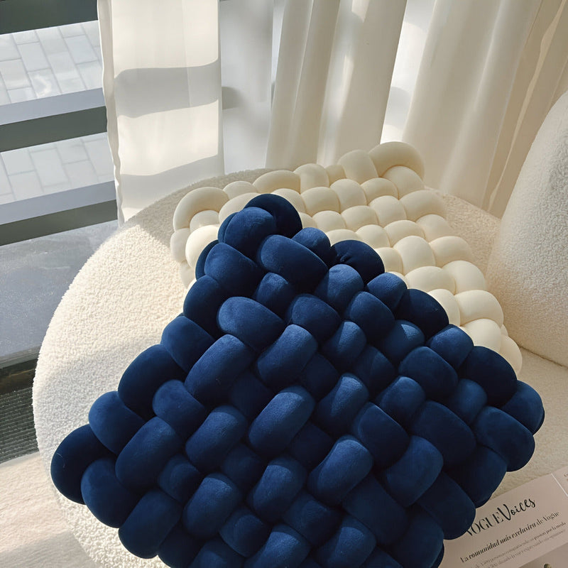 Zaviro Sierkussen – Rond Knoopdesign met Zachte Pluche