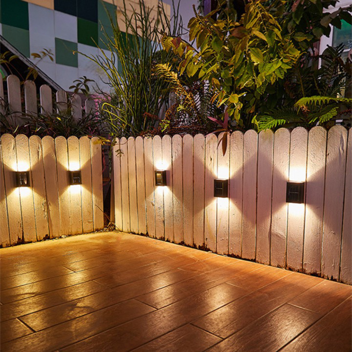 Solvane Solar LED Buitenlamp – Moderne Ontwerp met Automatische Sensor