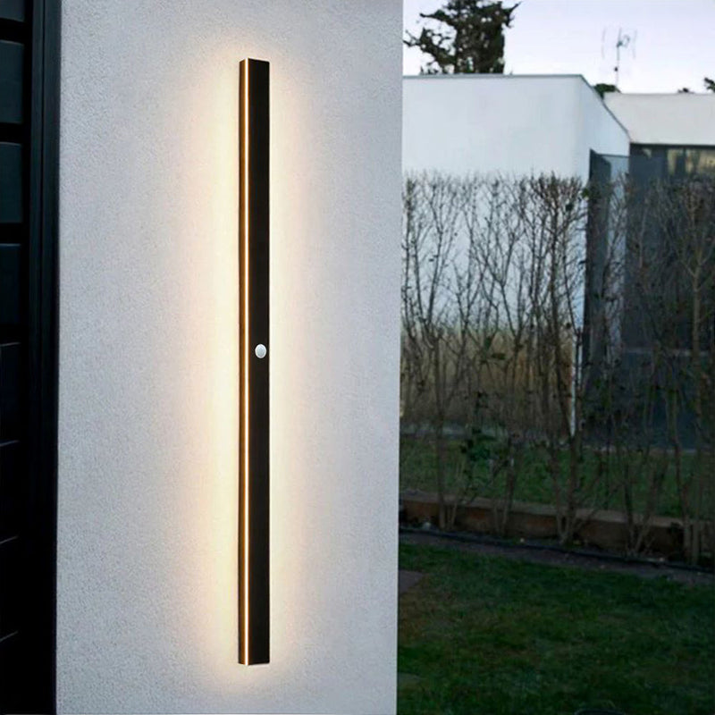 Zelviora Buitenwandlamp – Lineair LED-design met IP65-bescherming