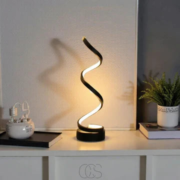 Solviera Tafellamp – Spiraalvormig Ontwerp met Warm Licht