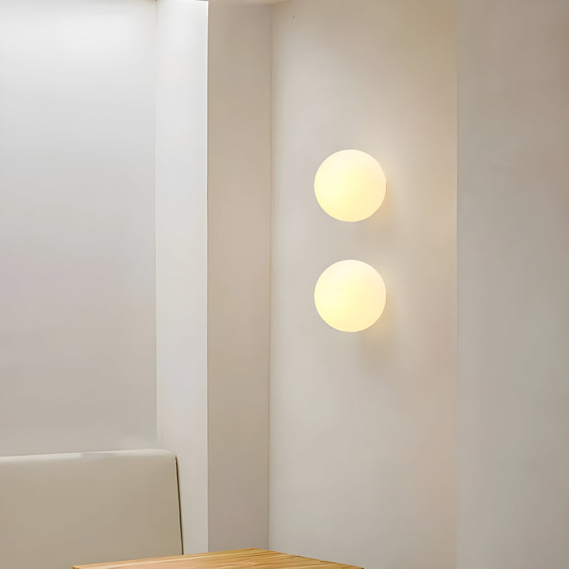 Lunaris Wandlamp – Rond Matglas met Scandinavisch Japandi Design
