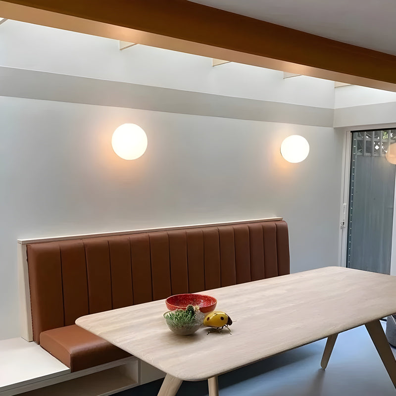 Lunaris Wandlamp – Rond Matglas met Scandinavisch Japandi Design