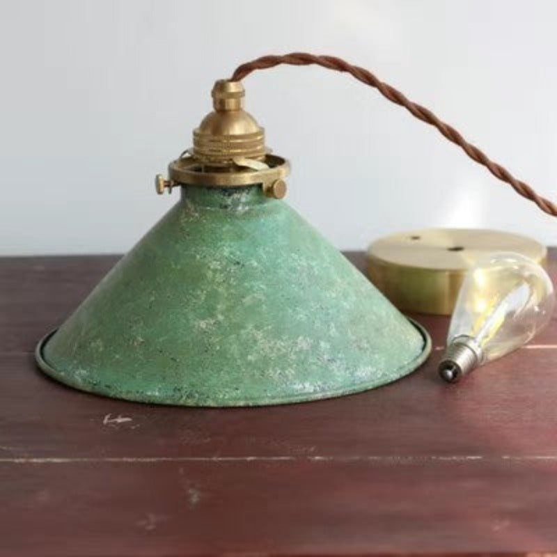 Marvessa Hanglamp – Vintage Metaaldesign met Kegelvormige Kap