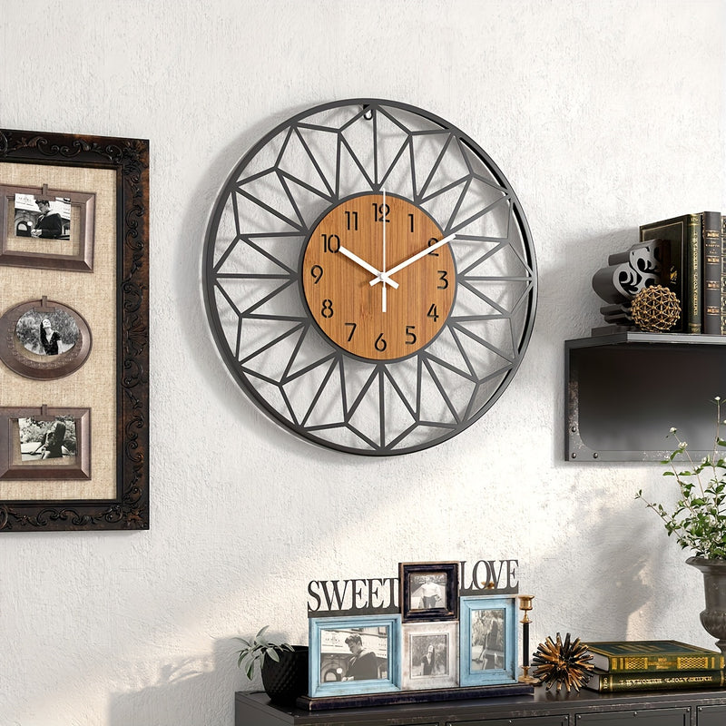 Varello Wandklok – Ronde Metalen Vorm met Houtlook
