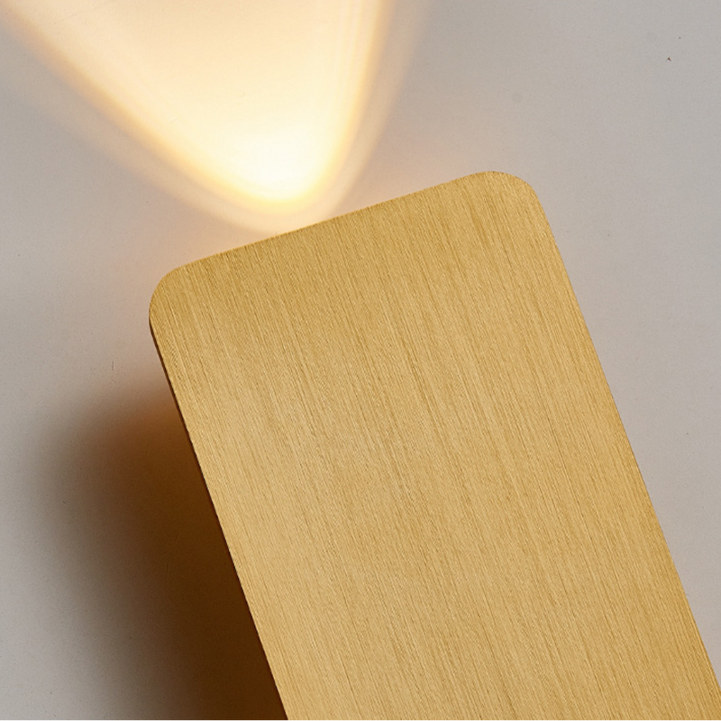 Orvessa Wandlamp – Rechthoekig Metaaldesign met Warm LED-Licht