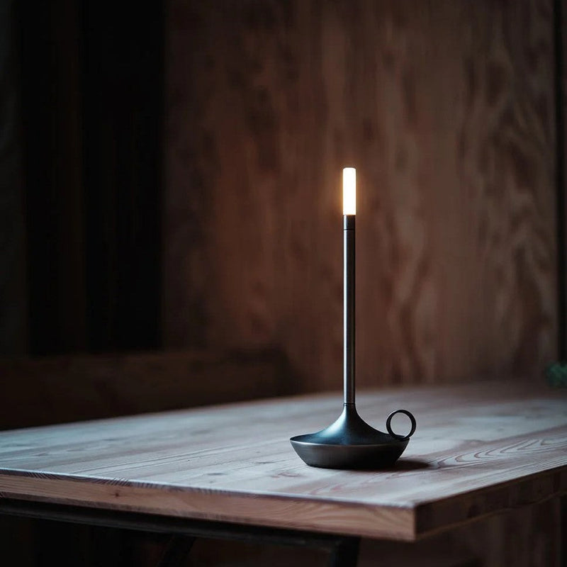 Nivelle Tafellamp – Scandinavisch Kandelaar Design met Dimbare LED